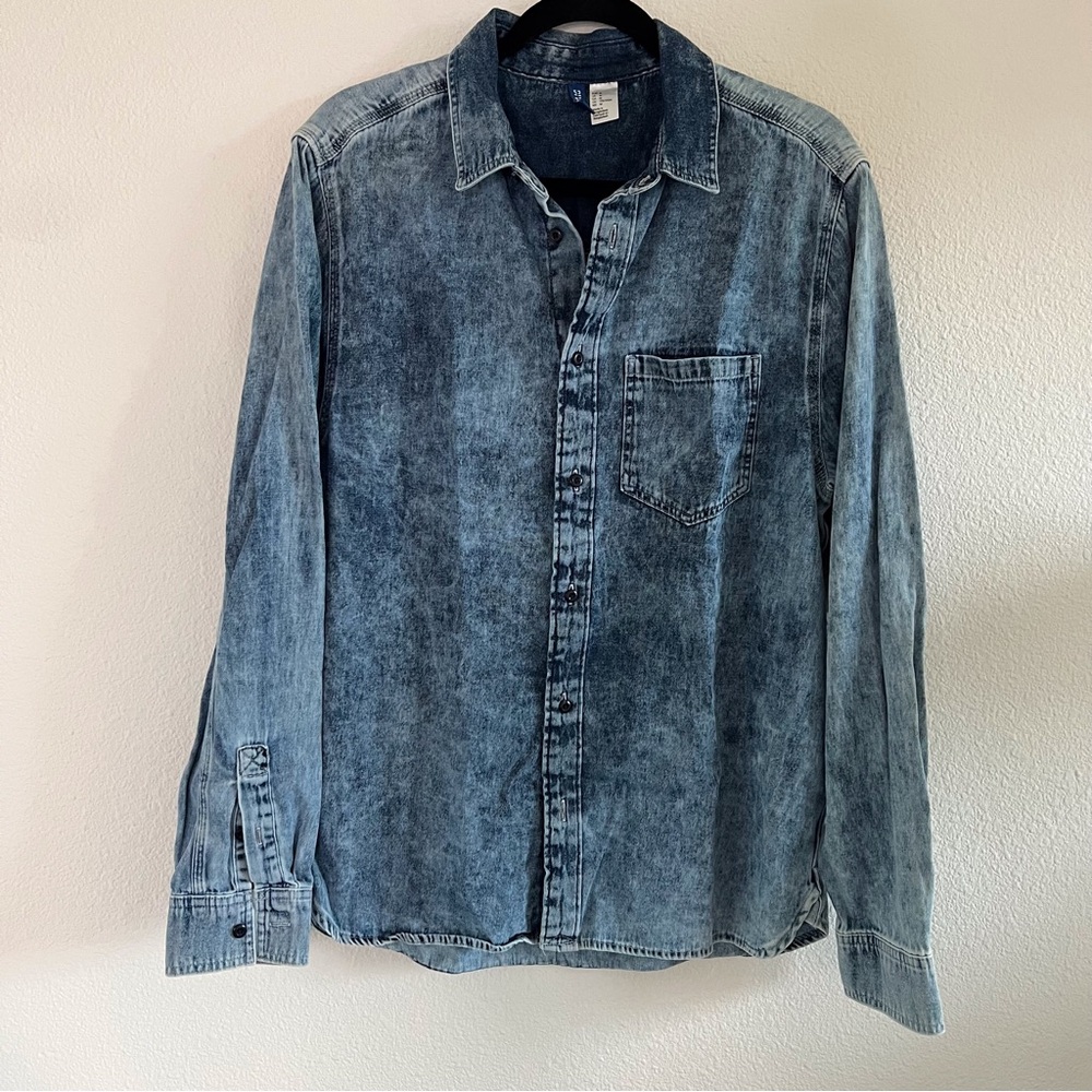 Button up denim shirt M
